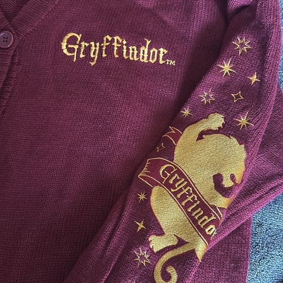 Harry Potter Gryffindor Cardigan Sweater - Picture 3 of 6